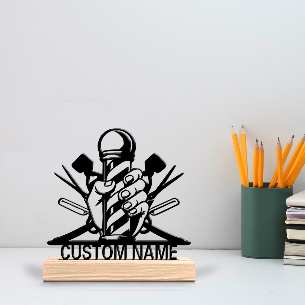 Art Craft Names - รูปปั้นโลหะรูปช่างตัดผมแบบเรียบง่าย 1 ชิ้น พร้อมฐานไม้ งานศิลปะหัตถกรรม สามารถสลักชื่อได้