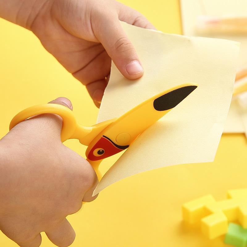 กรรไกรพลาสติกสำหรับเด็ก 3 ชิ้น - Art Craft Preschool บทวิจารณ์และราคา